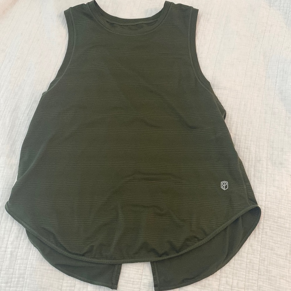 Born Primitive Tank